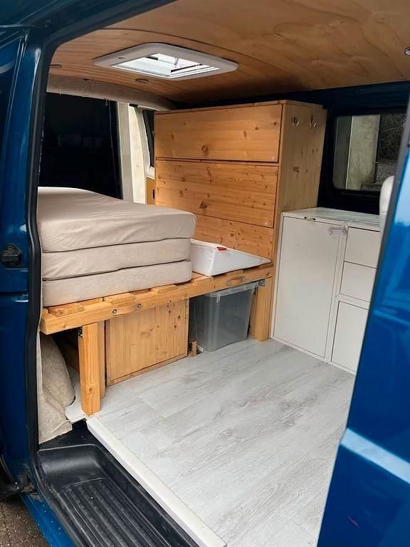 Gebraucht VW Transporter 102 PS (75 kW) 2009 Blau Van