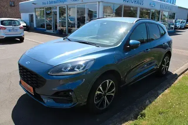 Gebraucht Ford Kuga ST-Line 224 PS (164 kW) 2021 Blau SUV