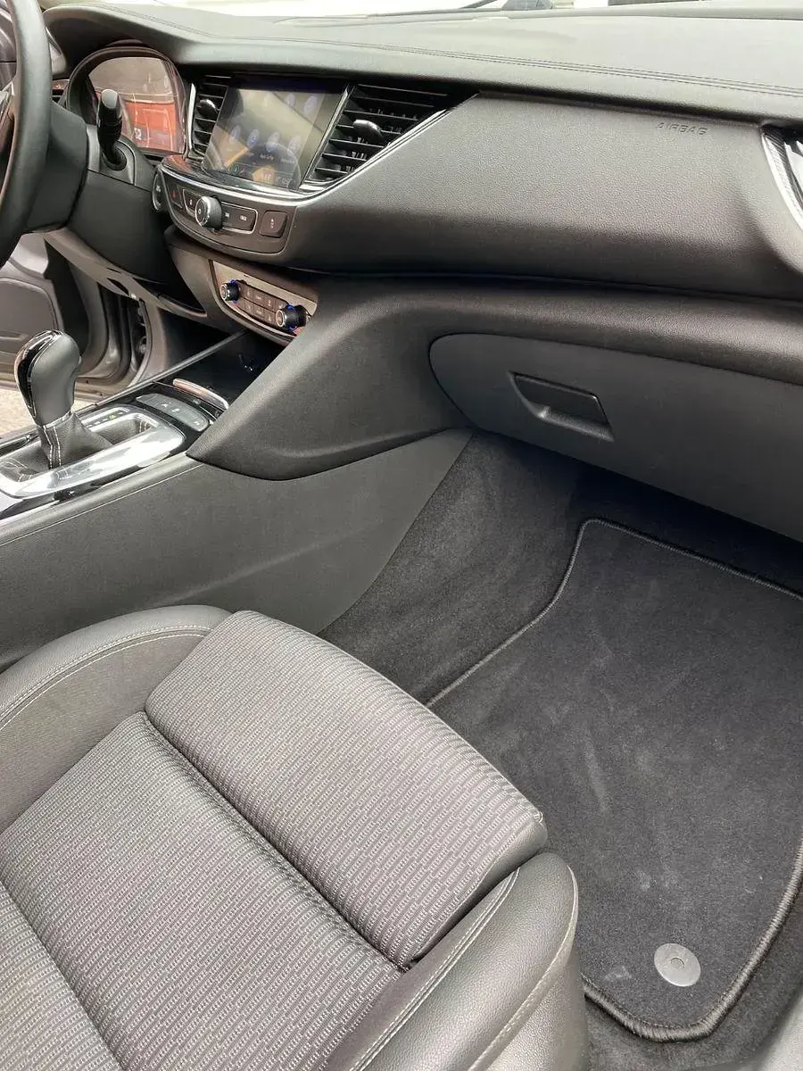 Gebraucht Opel Insignia Business 170 PS (125 kW) 2019 Grau Kombi