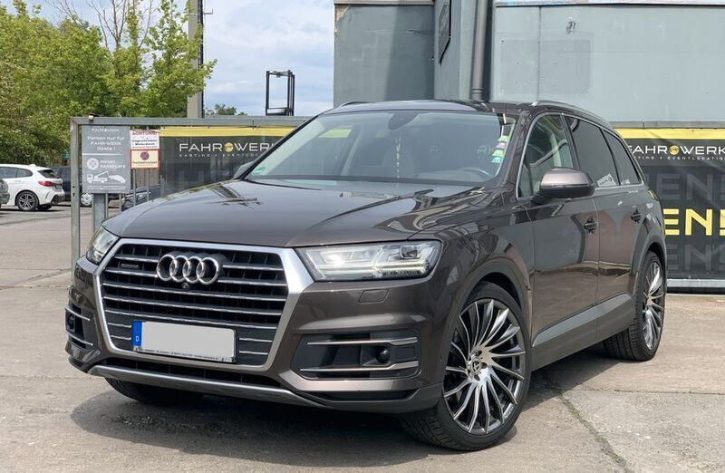 Braun Gebraucht 2016 Audi Q7 S-Line SUV | 34.900 € (Teuer) - Bild 1/2