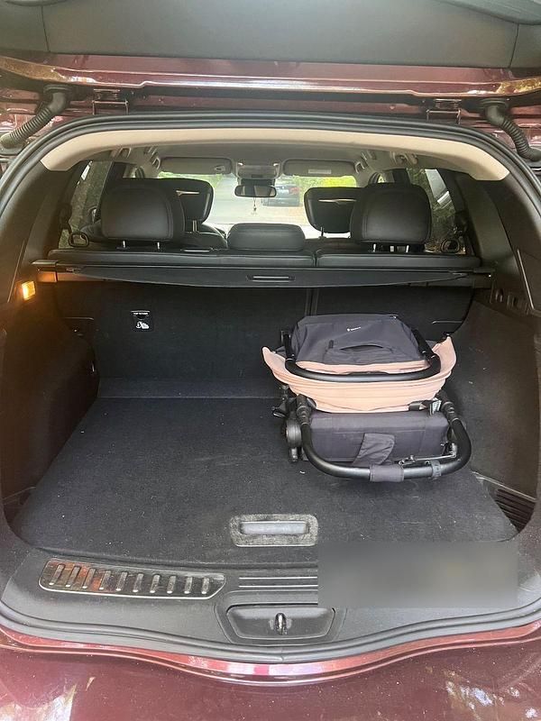 Gebraucht Renault Koleos Initiale Paris 177 PS (130 kW) 2019 Rot SUV