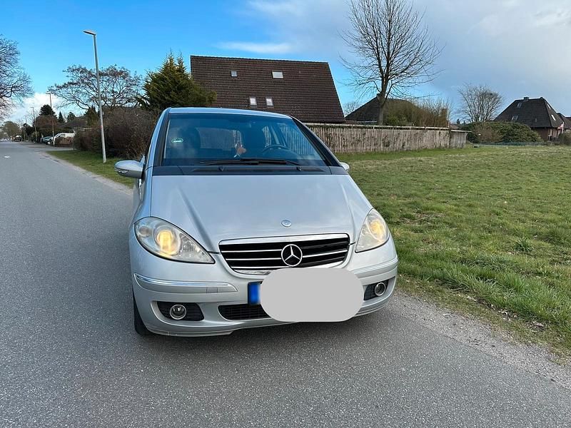 Gebraucht Mercedes A180 109 PS (80 kW) 2005 Silber Coupé