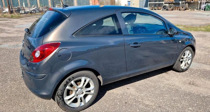 Gebraucht Opel Corsa 88 PS (64 kW) 2013 Kleinwagen
