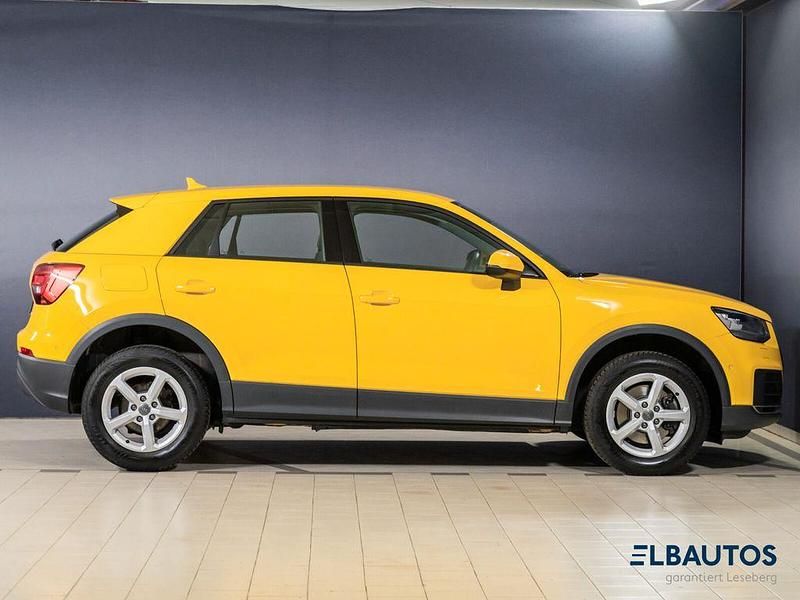 Gebraucht Audi Q2 Basis 116 PS (85 kW) 2017 Gelb SUV