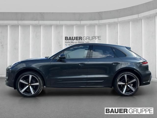 Gebraucht Porsche Macan 265 PS (194 kW) 2023 Schwarz SUV