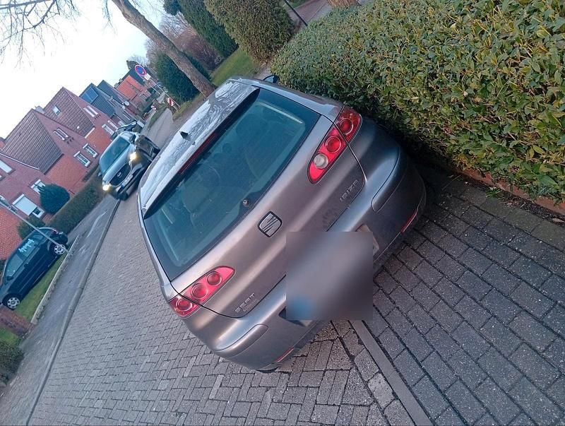 Gebraucht Seat Ibiza 75 PS (55 kW) 2004 Grau Kleinwagen