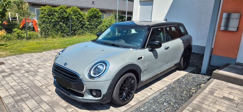Grau Gebraucht 2020 Mini Cooper Clubman Pepper Kombi | 16.500 € - Bild 1/4