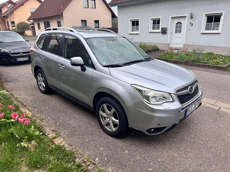 Second-hand Subaru Forester 147 CP (108 kW) 2014 Argintiu SUV