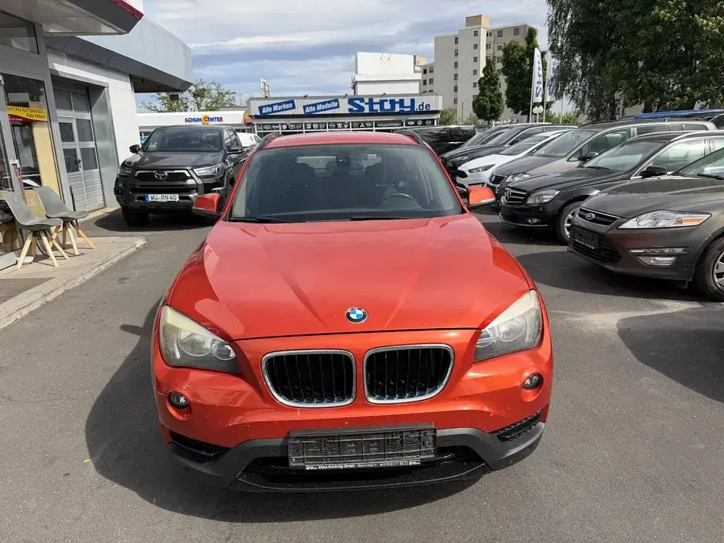 Gebraucht BMW X1 Sport Line 143 PS (105 kW) 2013 Orange SUV