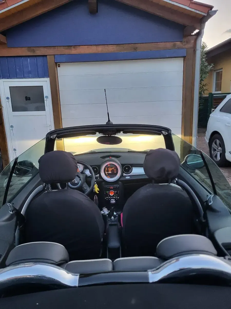 Gebraucht Mini Cooper S Cabriolet 181 PS (133 kW) 2011 Schwarz Cabrio