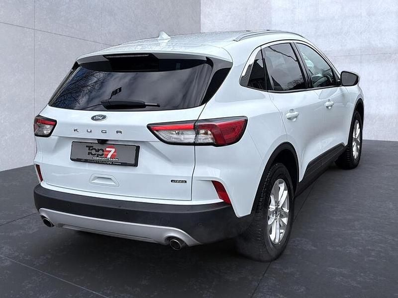 Gebraucht Ford Kuga Titanium 224 PS (164 kW) 2022 Frostweiß SUV