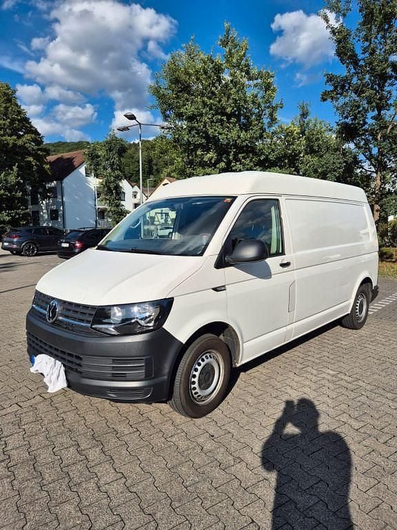 Weiß Gebraucht 2018 VW T6 Van | 10.199 € - Bild 1/4