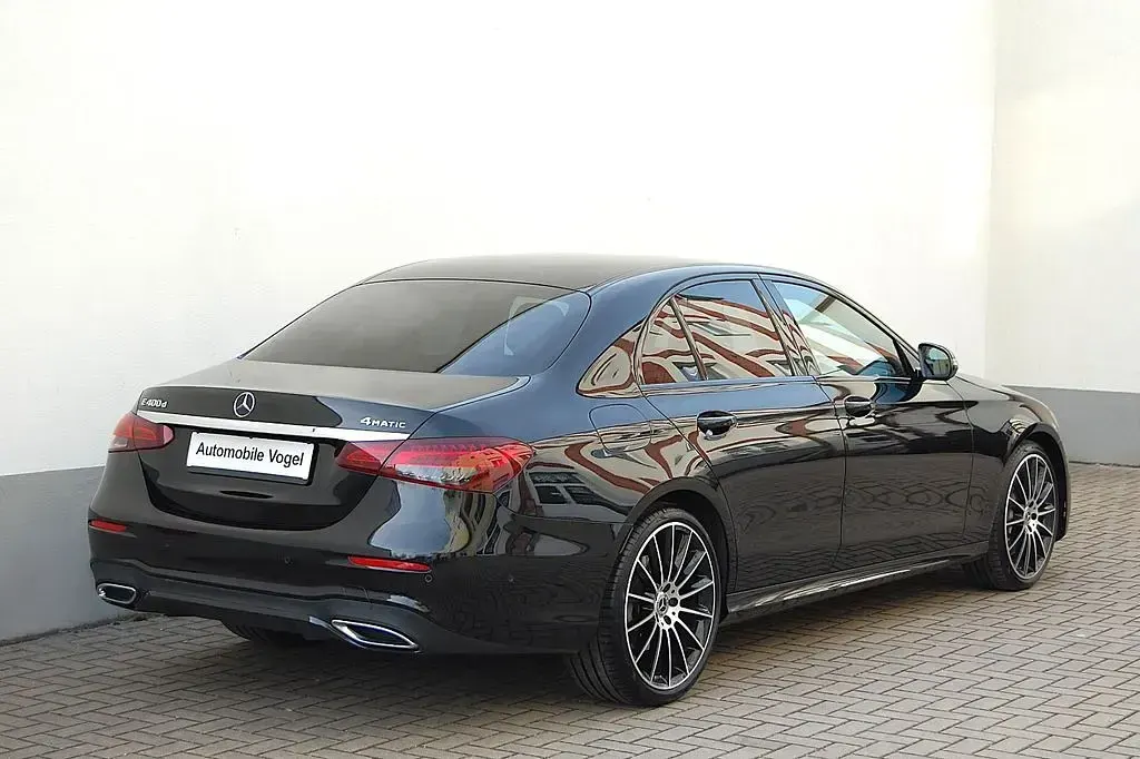 Gebraucht Mercedes E400 Sport 330 PS (242 kW) 2022 Obsidianschwarz  metalliclack Limousine