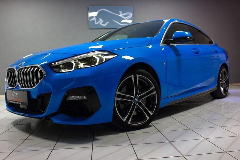 Blau Gebraucht 2020 BMW 220 M Sport Coupé | 31.700 € (Etwas zu teuer) - Bild 1/4
