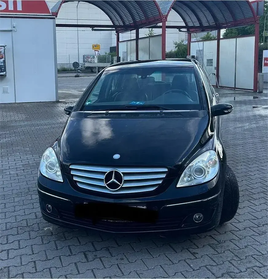 Gebraucht Mercedes B200 103 PS (75 kW) 2005 Schwarz Van / Kleinbus