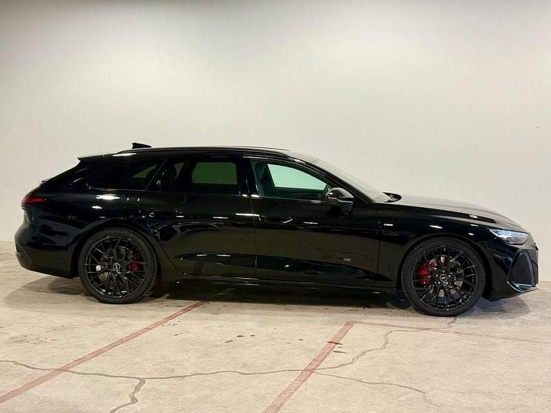 Nowe Audi A6 Edition .1 204 KM (150 kW) 2025 Czarny Kombi