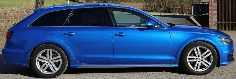 Gebraucht Audi A6 Allroad Business 320 PS (235 kW) 2015 Blau Kombi
