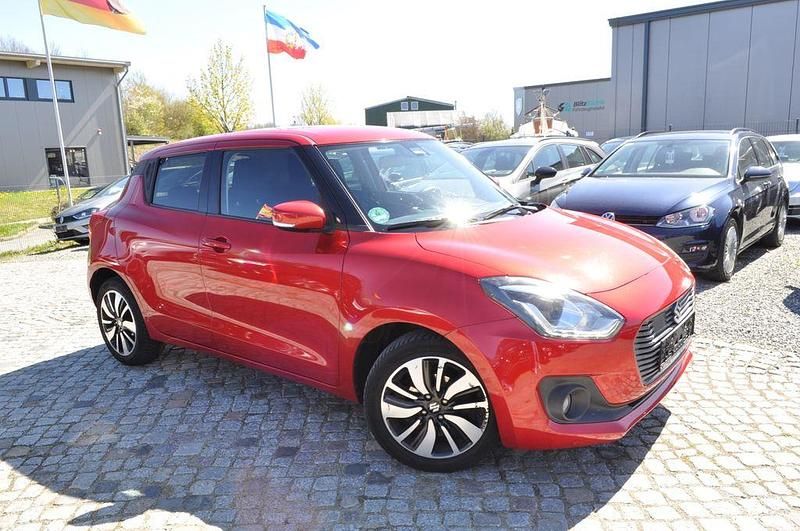 Gebraucht Suzuki Swift Comfort+ 111 PS (81 kW) 2017 Rot Kleinwagen