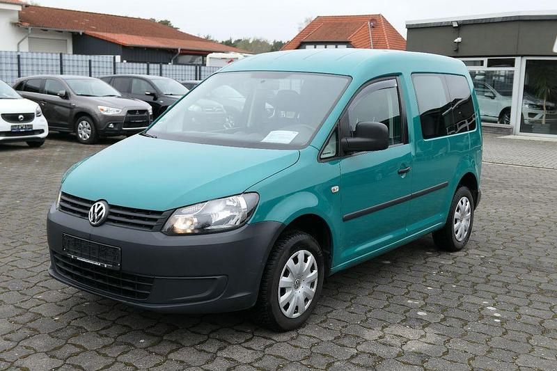 Second-hand VW Caddy Startline 75 CP (55 kW) 2013 Verde Monovolum