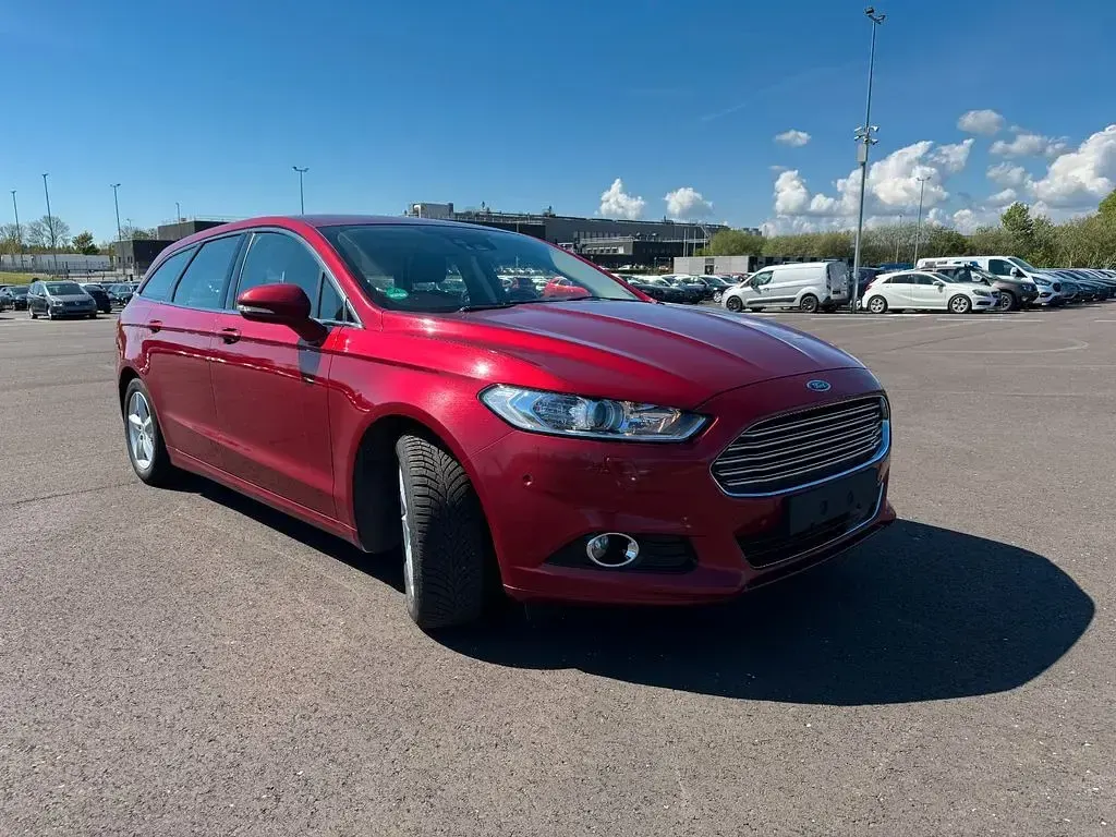 Occasion Ford Mondeo 179 ch (131 kW) 2018 Rouge Berline