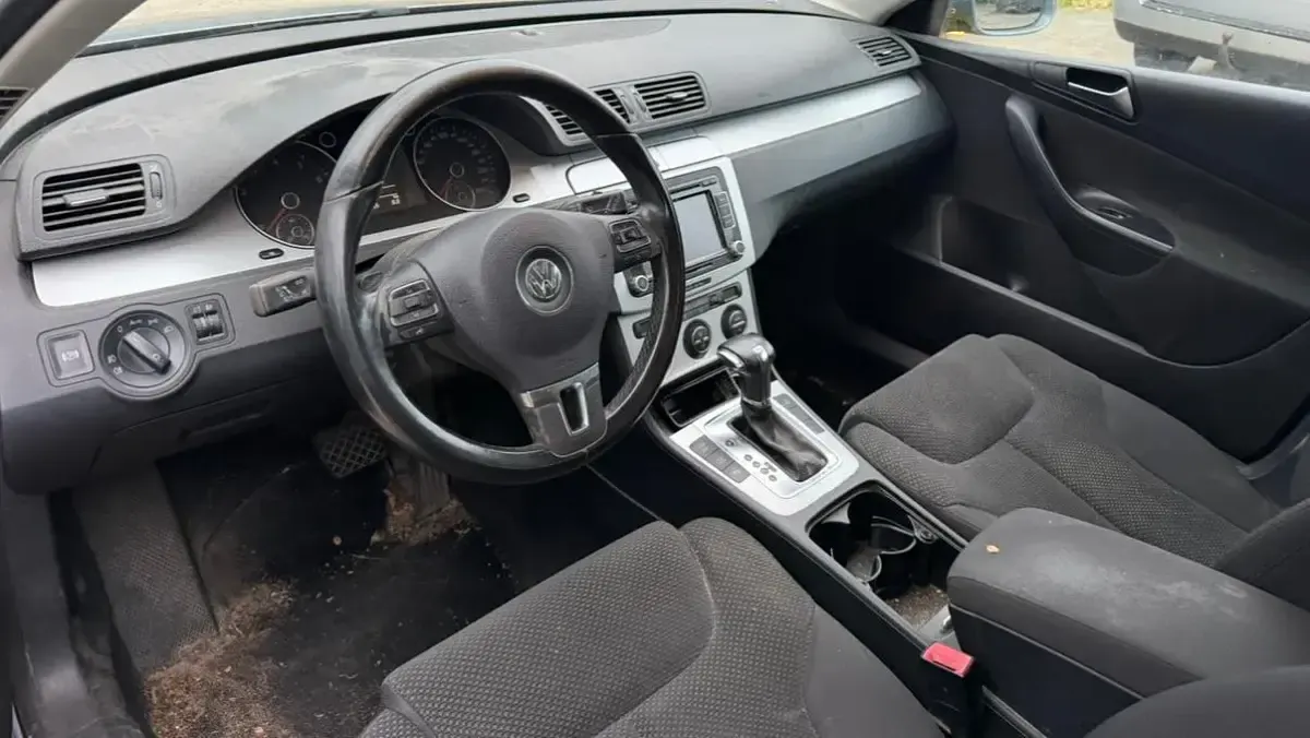 Gebraucht VW Passat 122 PS (89 kW) 2009 Grau Kombi