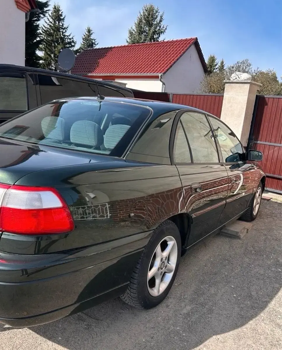Gebraucht Opel Omega 144 PS (105 kW) 2001 Grün Limousine