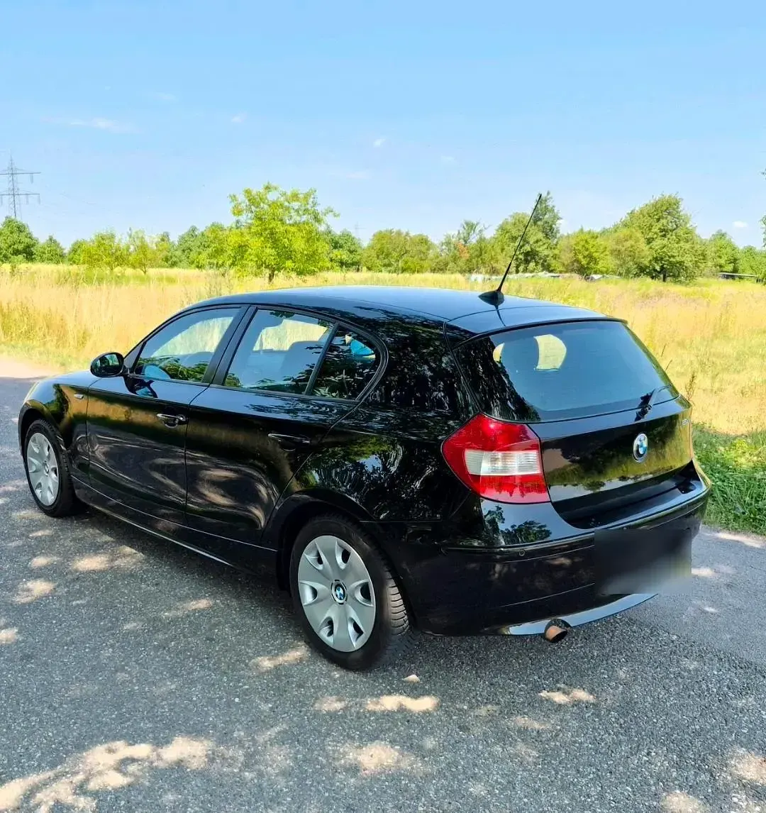 Gebraucht BMW 120 163 PS (119 kW) 2006 Schwarz Kleinwagen