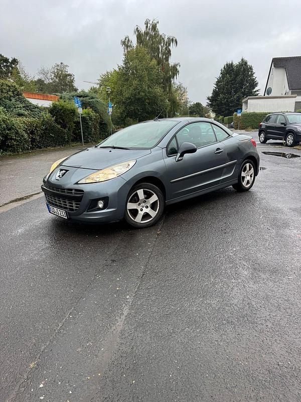 Grau Gebraucht 2010 Peugeot 207 CC Cabrio | 1.750 € (Superpreis) - Bild 1/4
