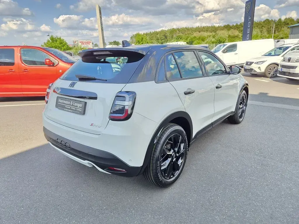 Neu Fiat 600 Street 101 PS (74 kW) 2026 SUV