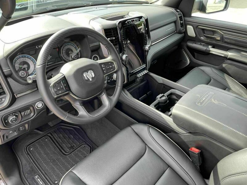 Verkauft Dodge Ram Limited Night Edi Gebraucht 21 5 000 Km In Cloppenburg