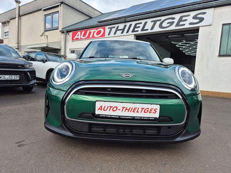 Gebraucht Mini Cooper Classic 136 PS (100 kW) 2022 Grün Kleinwagen