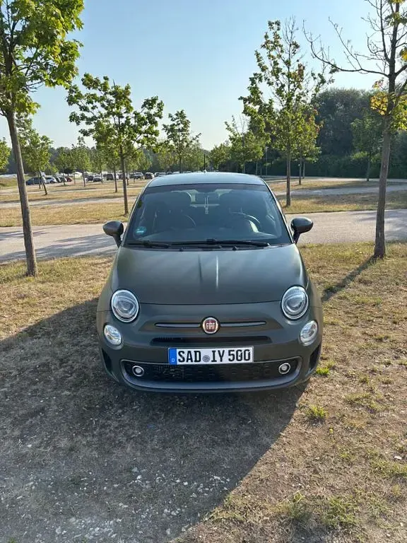 Gebraucht Fiat 500 Lounge 105 PS (77 kW) 2018 Grün Kleinwagen