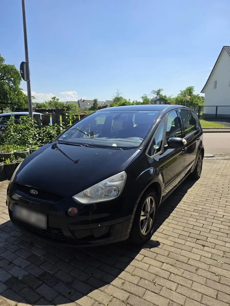 Käytetty Ford S-MAX S 140 HP (102 kW) 2007 Musta Tila-auto