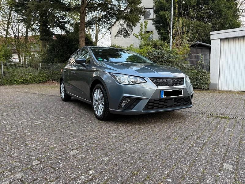 Gebraucht Seat Ibiza Style 75 PS (55 kW) 2017 Grau Kleinwagen