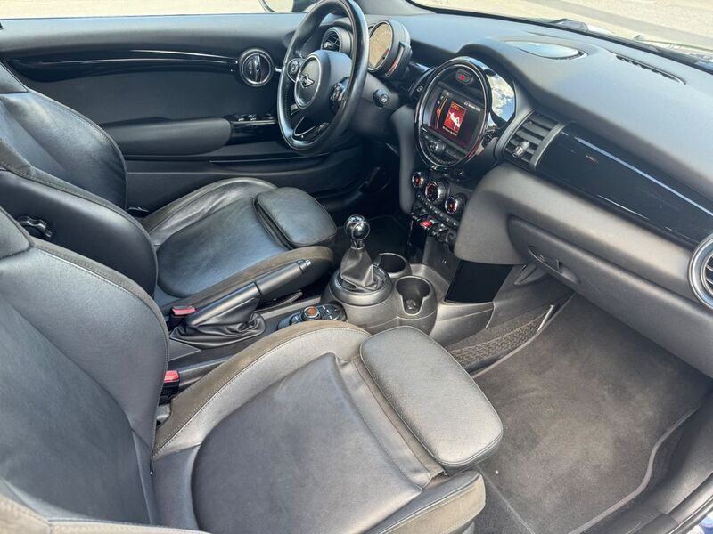 Gebraucht Mini One Cabriolet 102 PS (75 kW) 2018 Blau Cabrio