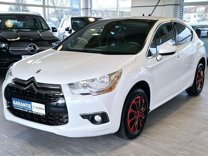 Weiß Gebraucht 2014 Citroën DS4 Chic Kleinwagen | 5.790 € (Fairer Preis) - Bild 1/4