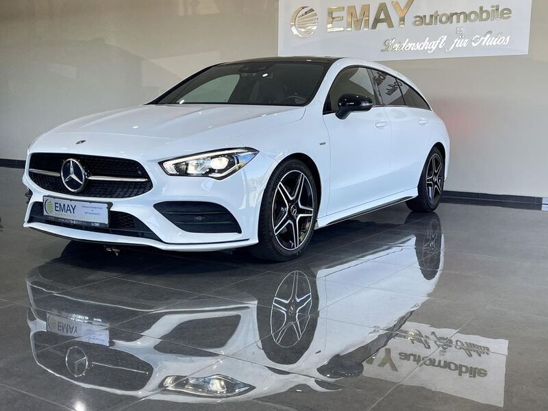 Gebraucht Mercedes CLA200 Shooting Brake AMG line 163 PS (119 kW) 2021 Weiß Kombi