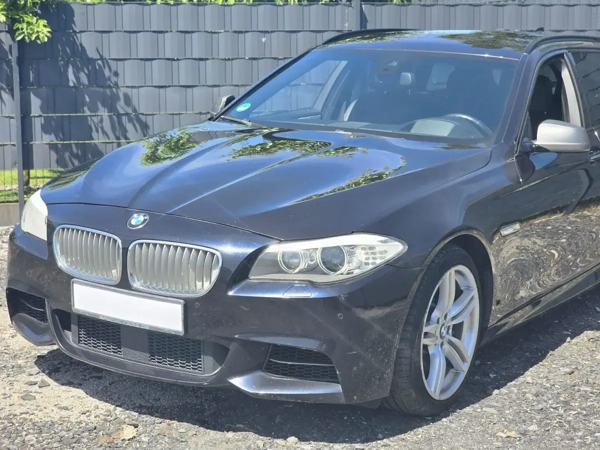 Gebraucht BMW M550 M Sport 381 PS (280 kW) 2012 Schwarz Limousine