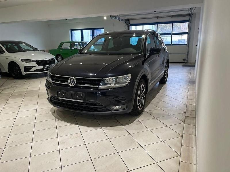 Gebraucht VW Tiguan 150 PS (110 kW) 2019 Schwarz SUV