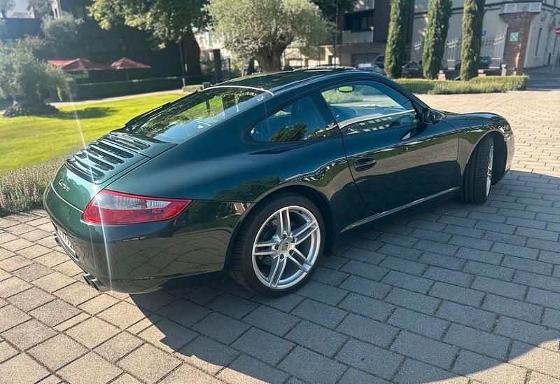 Gebraucht Porsche 911 Carrera 325 PS (239 kW) 2006 Grün Coupé