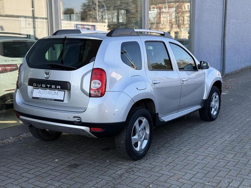 Gebraucht Dacia Duster Prestige 105 PS (77 kW) 2012 Grau SUV
