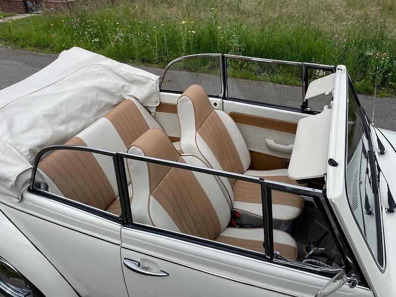 Używany VW Käfer 48 KM (35 kW) 1972 Biały Kabriolet