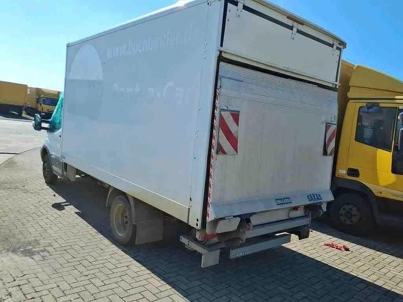 Weiß Gebraucht 2018 Ford Transit | 8.324 € - Bild 1/4