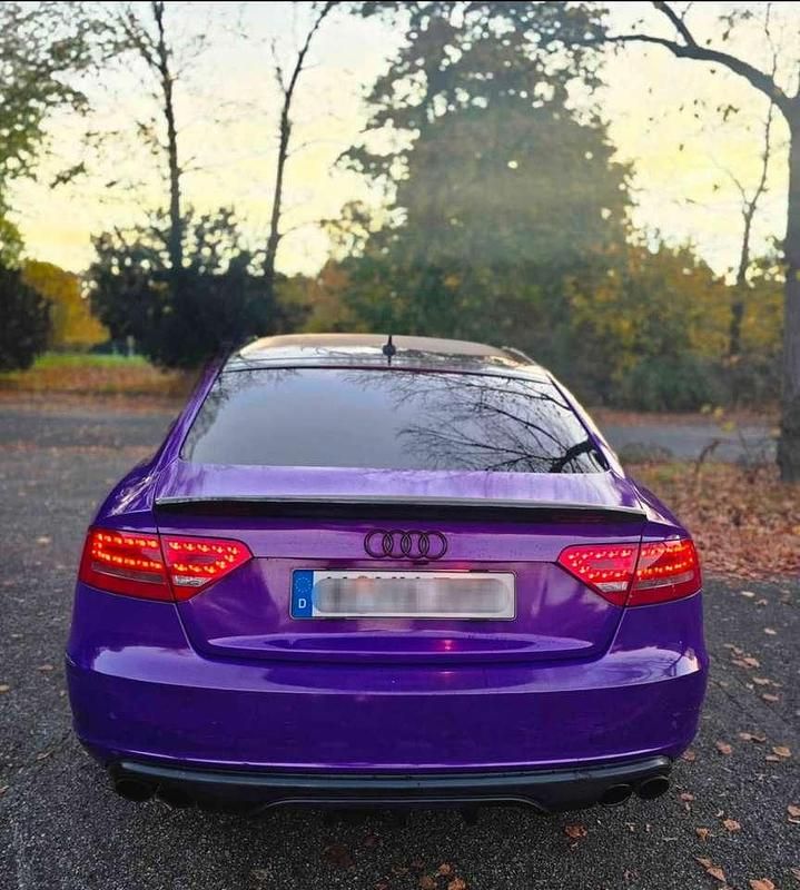 Grau Gebraucht 2010 Audi A5 Coupé | 13.999 € - Bild 1/3