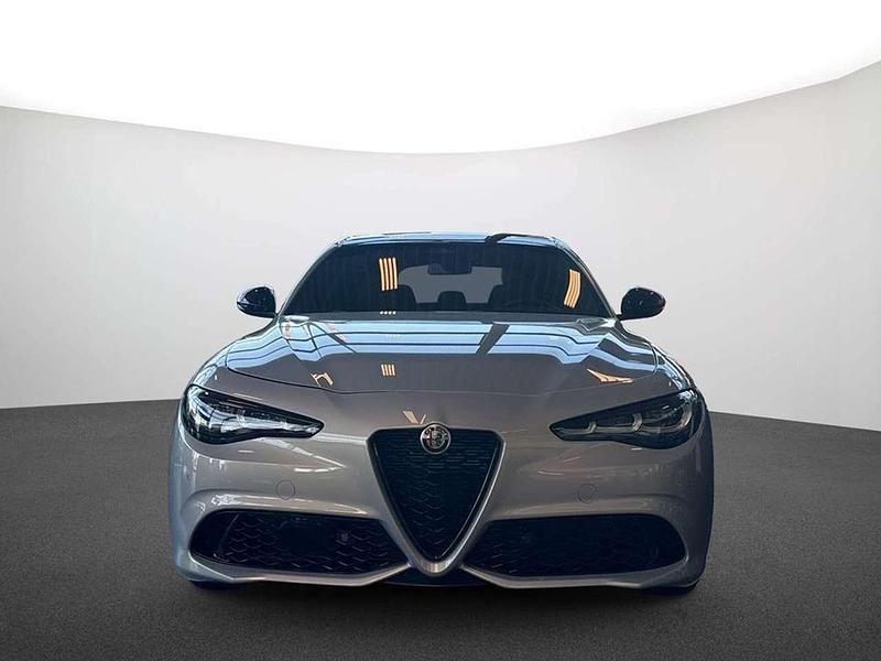Neu Alfa Romeo Giulia Veloce 280 PS (205 kW) 2026 Grau Limousine