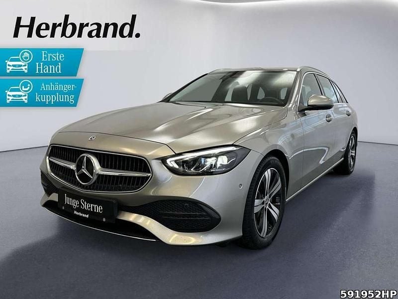 Gebraucht Mercedes C180 Avantgarde 170 PS (125 kW) 2022 Mojavesilber Kombi