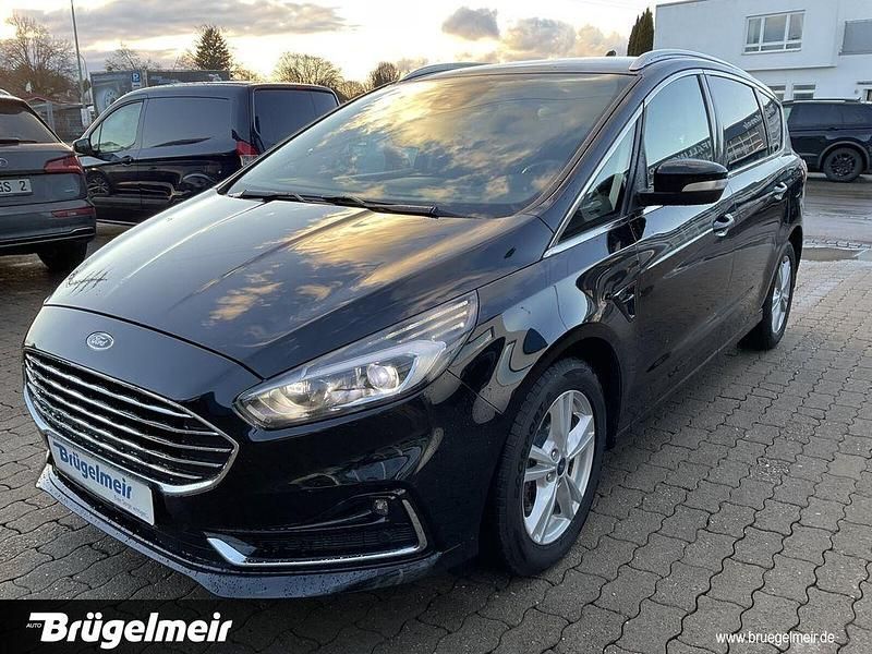 Gebraucht Ford S-MAX Titanium S 190 PS (139 kW) 2020 Obsidianschwarz Van / Kleinbus