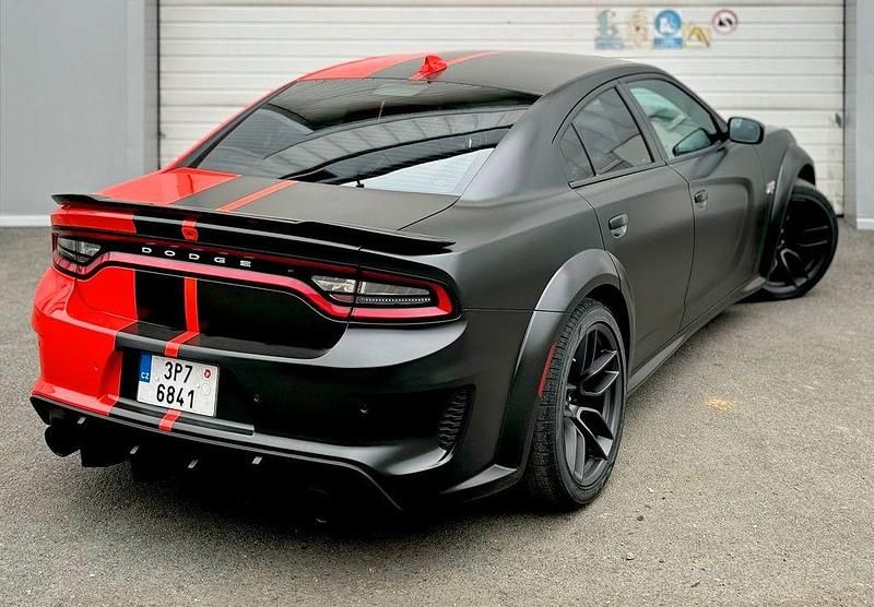 Gebraucht Dodge Charger 492 PS (361 kW) 2020 Orange Limousine