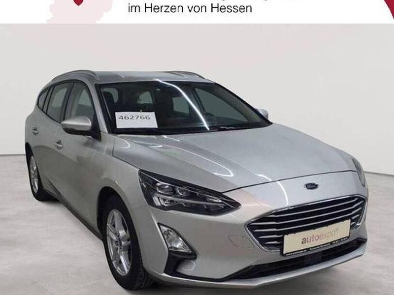 Gebraucht Ford Focus Cool & Connect 120 PS (88 kW) 2021 Polarsilber metallic Kombi
