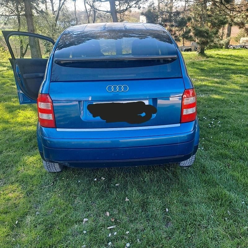 Gebraucht Audi A2 75 PS (55 kW) 2005 Blau Kleinwagen